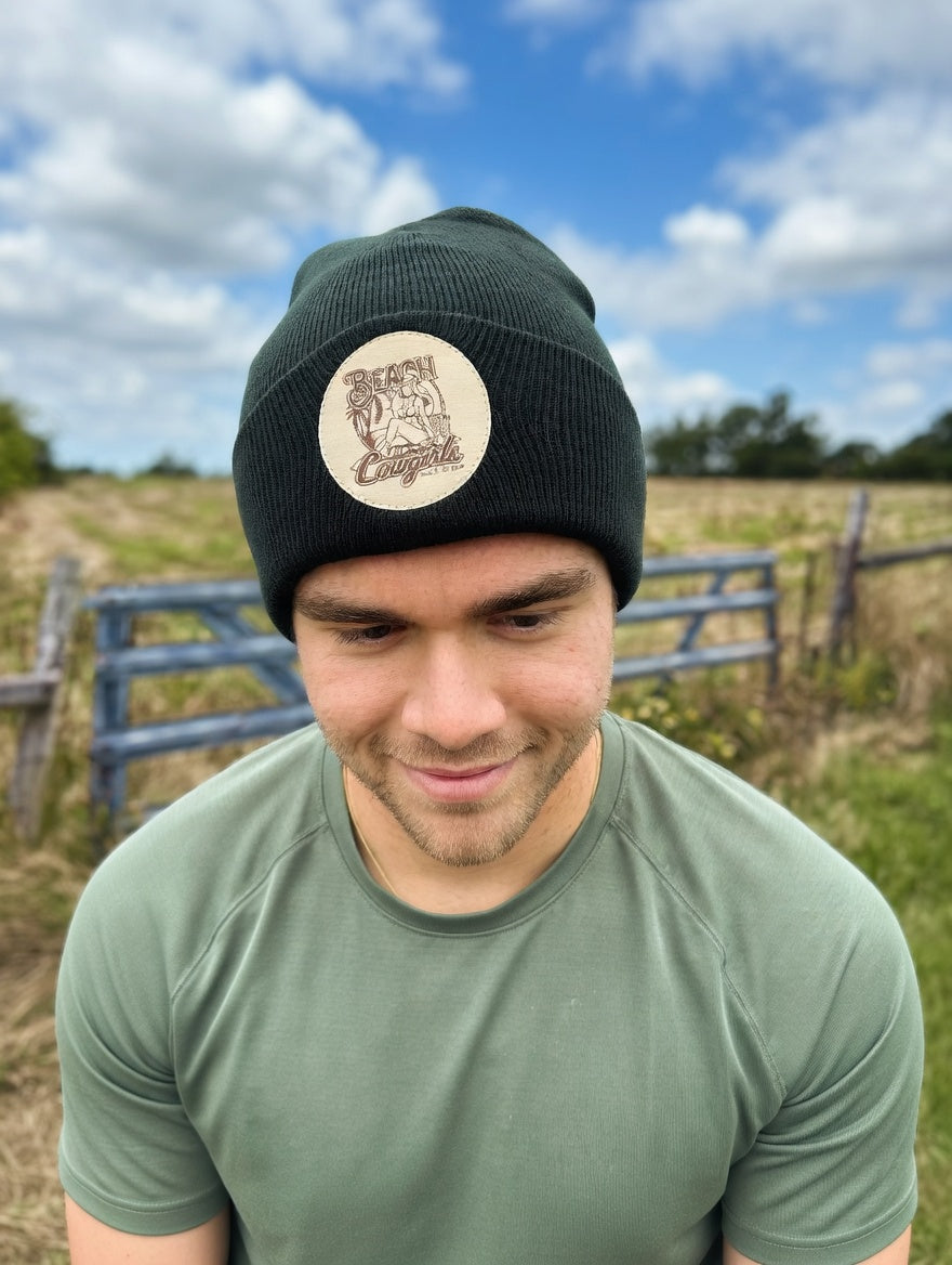 Beach Cowgirls Beanie Women & Men – One Color Logo